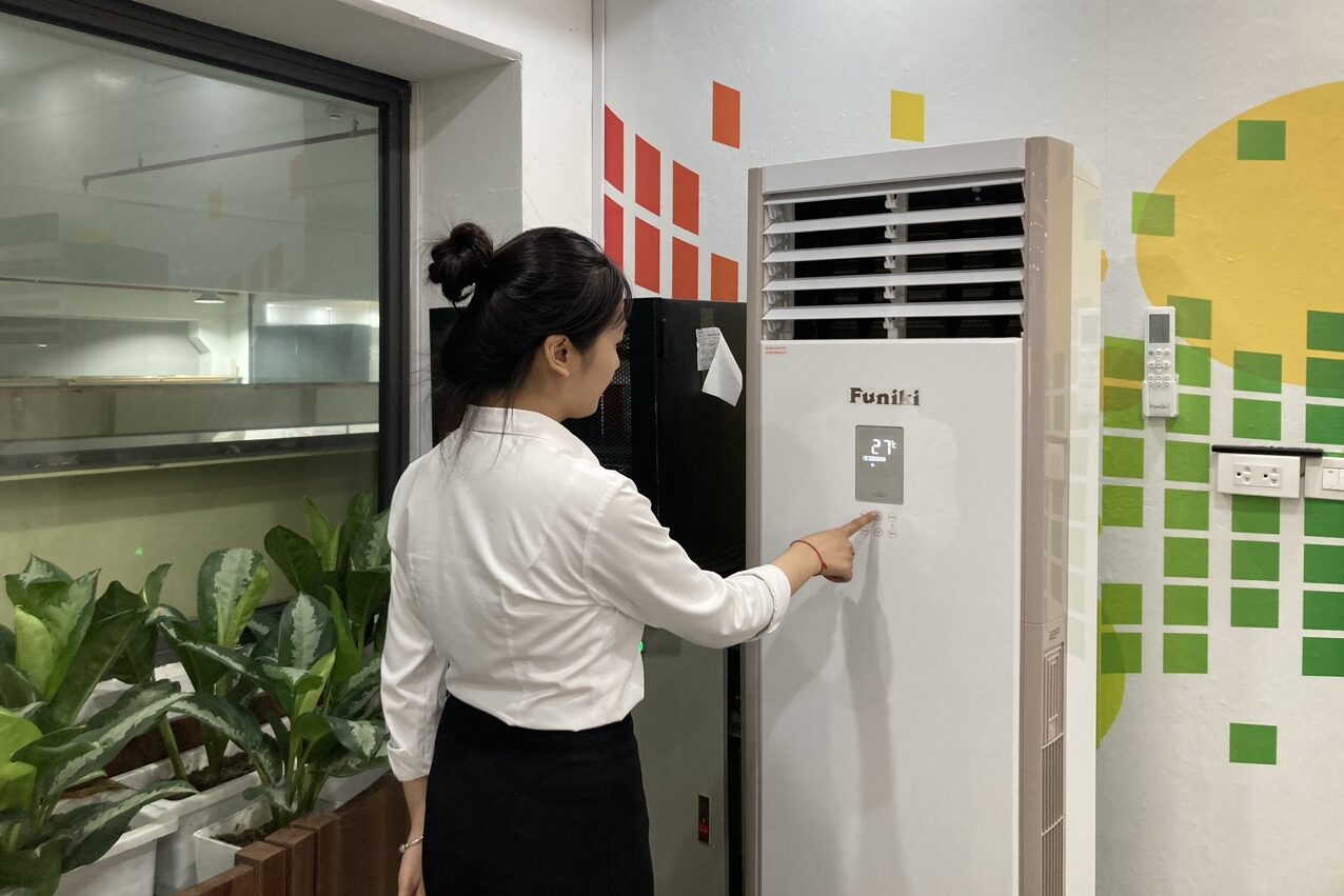 https://demo.cnctech.vn/wp-content/uploads/2023/06/Dieu-hoa-van-phong-e1687341791195.jpg