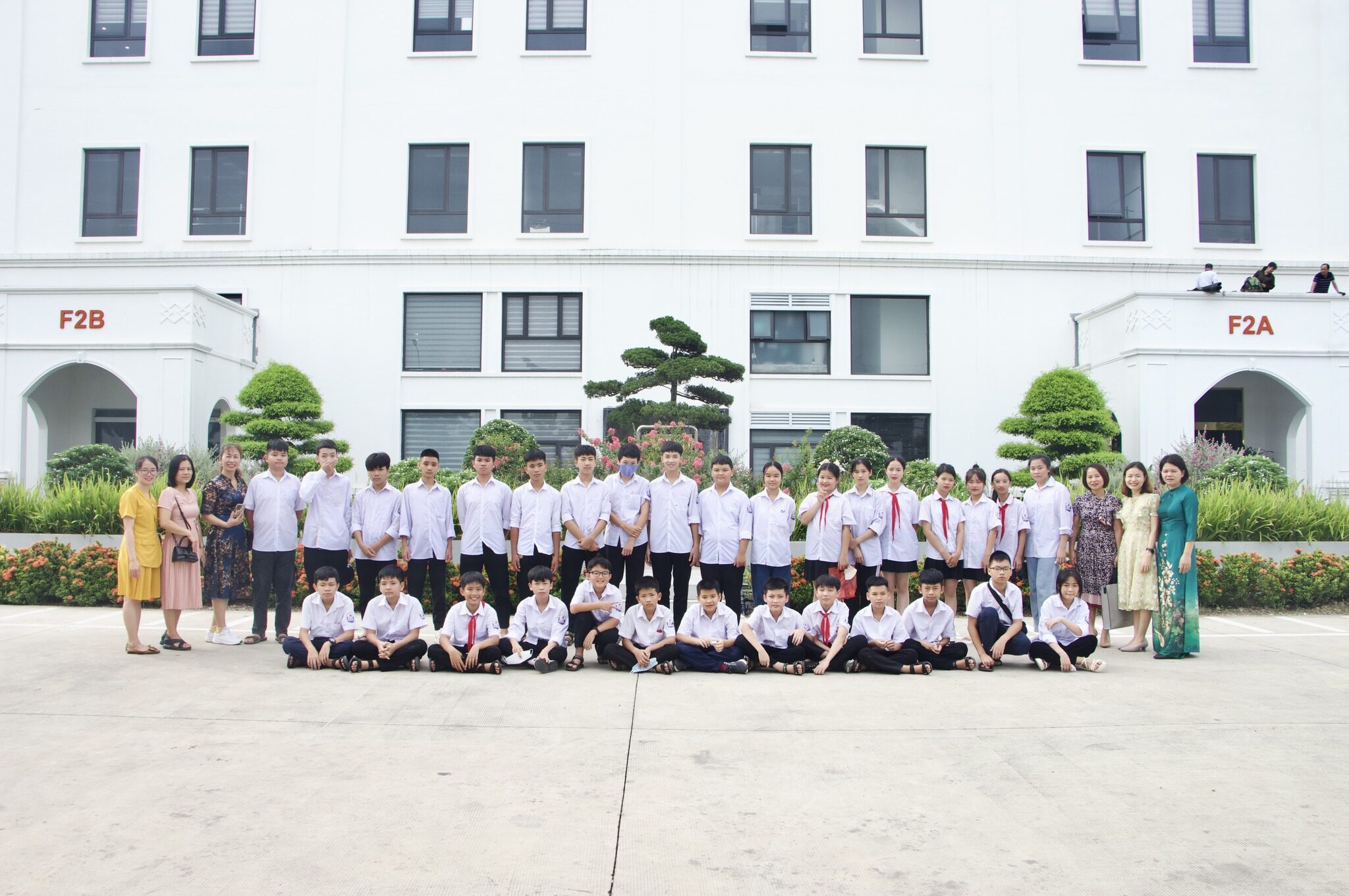 https://demo.cnctech.vn/wp-content/uploads/2023/06/Le-ra-mat-CLB-Tieng-Anh-1-e1687398276472.jpg