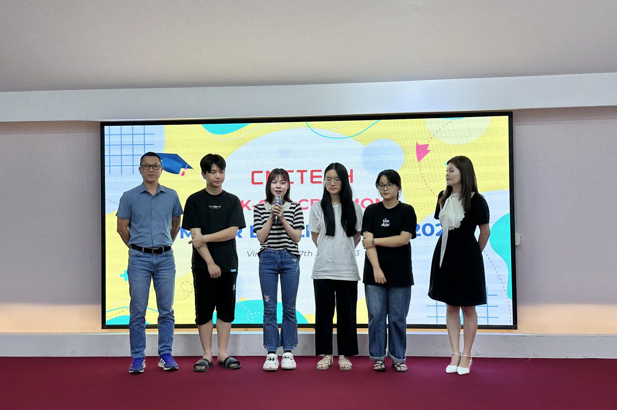 https://demo.cnctech.vn/wp-content/uploads/2023/06/Le-ra-mat-CLB-Tieng-Anh-5-e1687398398406.jpg
